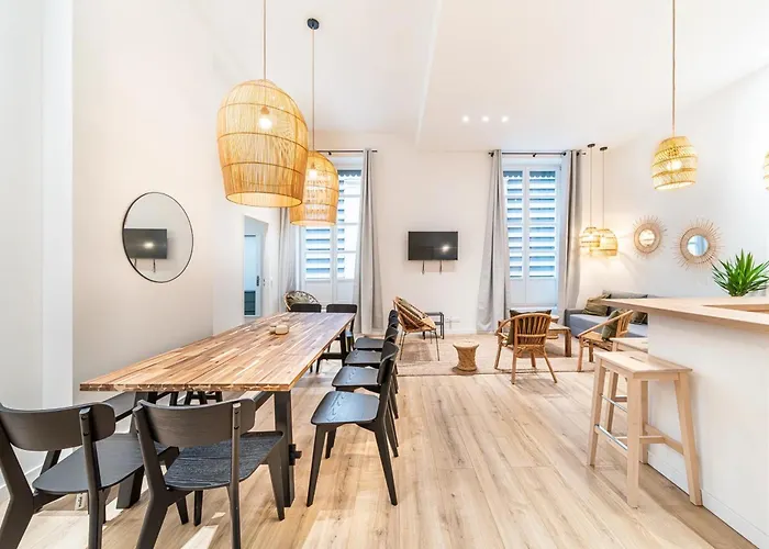 Smartstay Opera Barbara Apartment *