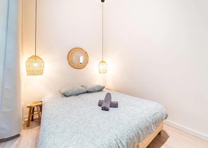 Smartstay Opera Barbara Apartment