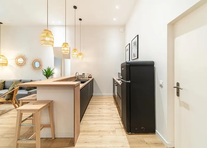 Smartstay Opera Barbara Apartment *