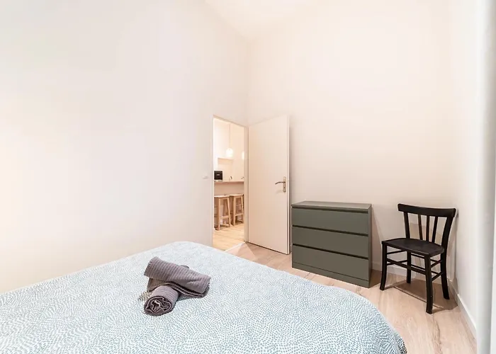 Smartstay Opera Barbara Apartment